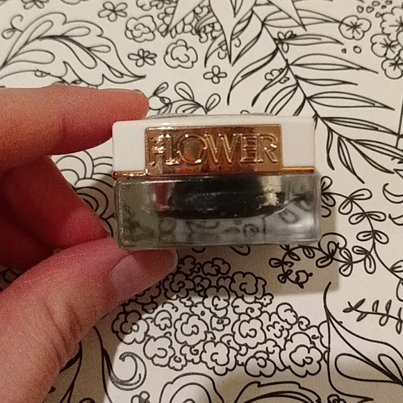 Flower Cosmetics makeup and Clinique bag set - Picture 9 of 15